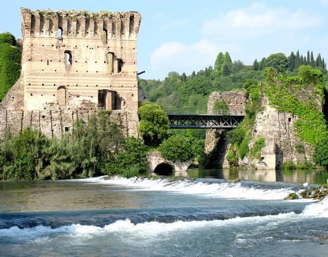 Corte La Guarnigione فاليجيو سول مينشيو المظهر الخارجي الصورة